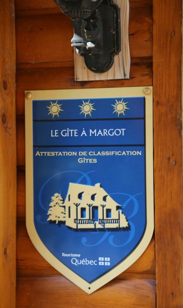Le Gite A Margot Bromont Zewnętrze zdjęcie